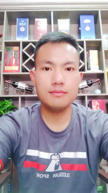 钱乾的第一张照片--兰州相亲服务中心