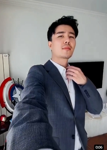 孤獨一郎的第一张照片--兰州相亲服务中心