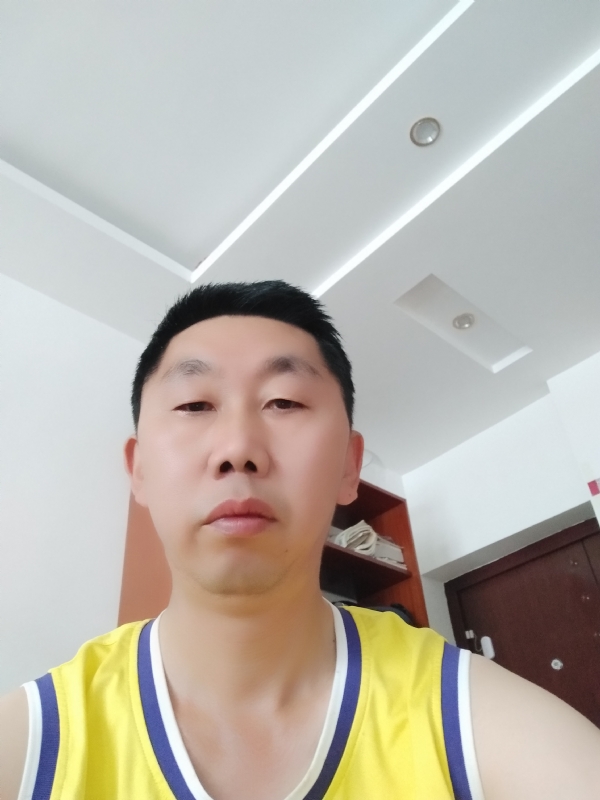 写尽半生纸上酸的第一张照片--兰州相亲服务中心