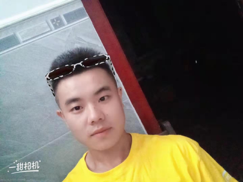 建国90周年的学渣的第一张照片--兰州相亲服务中心