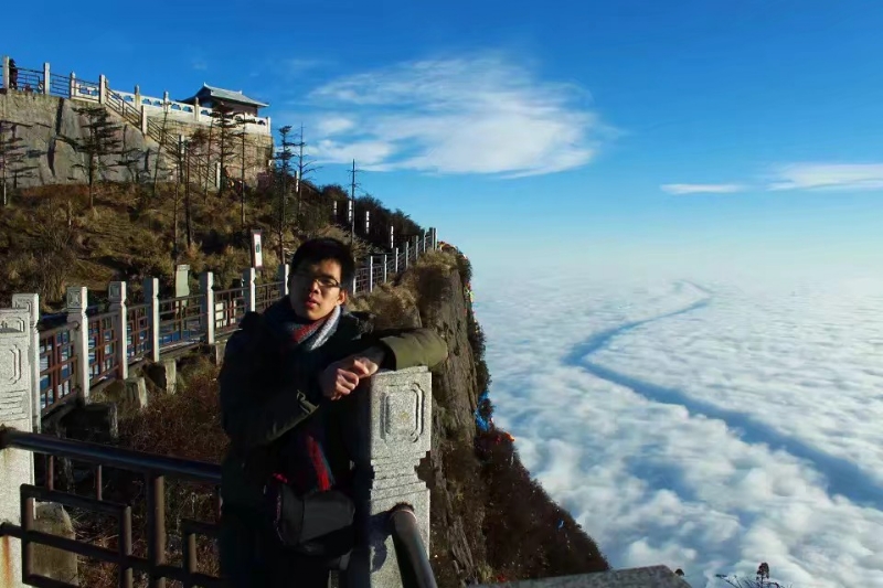 咫尺天涯的第一张照片--兰州相亲服务中心