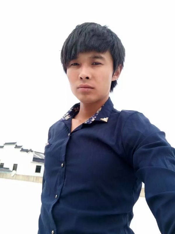 庸人自扰的第一张照片--兰州相亲服务中心