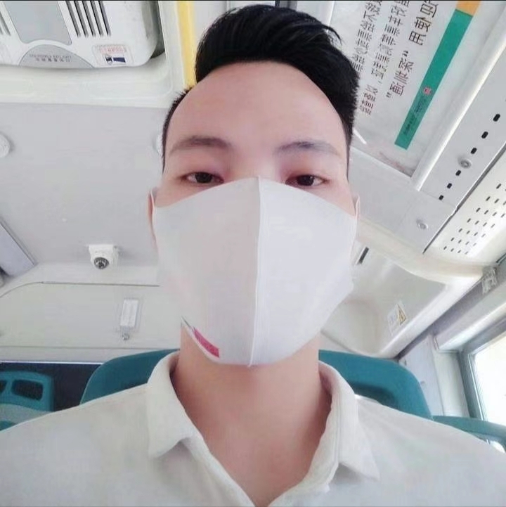 摆渡者的第一张照片--兰州相亲服务中心