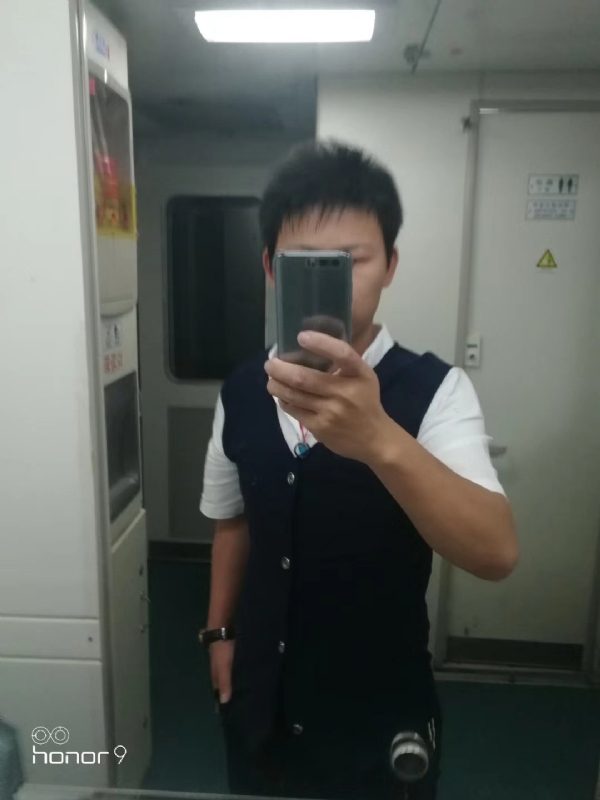 阳光下de幸福的第一张照片--兰州相亲服务中心