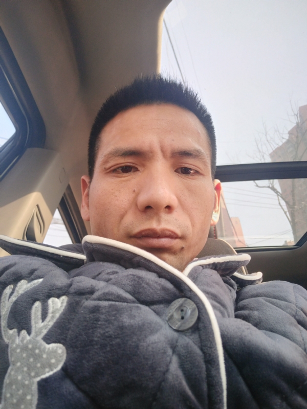 青春不长在的第一张照片--兰州相亲服务中心