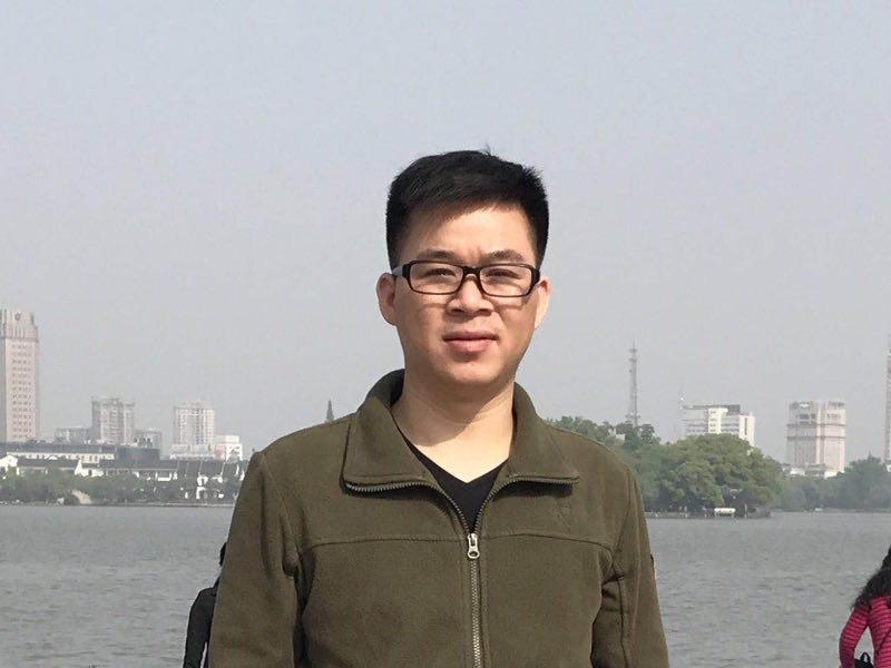 孔雀鱼的第一张照片--兰州相亲服务中心