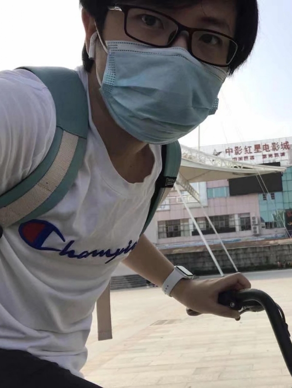 丁先生的第二张照片--兰州相亲服务中心