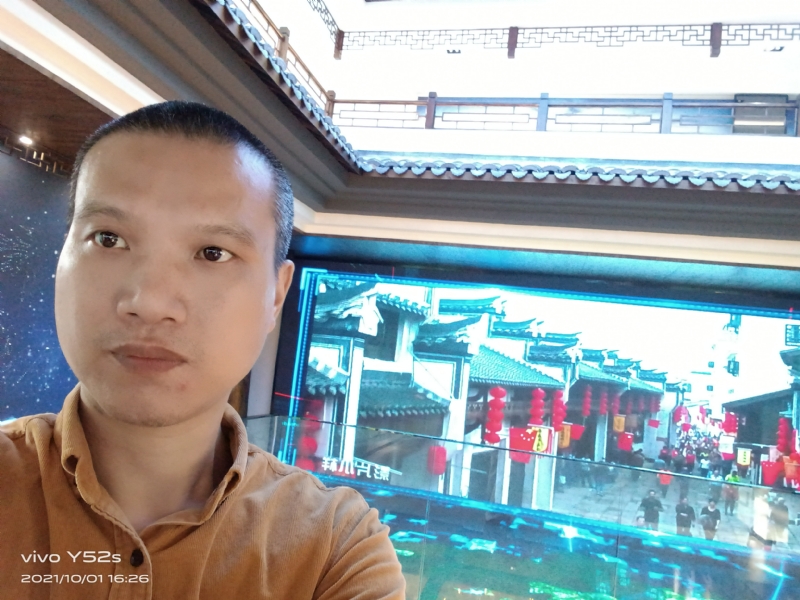 云中漫步的第一张照片--兰州相亲服务中心