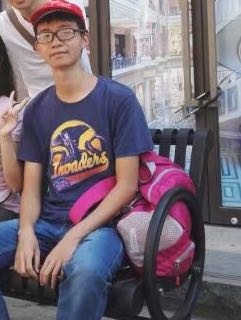 爱在罗伊的第一张照片--兰州相亲服务中心