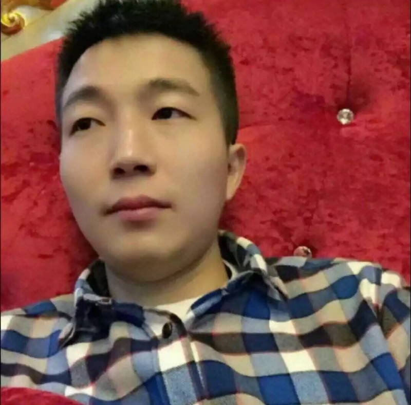 崩塌的信仰的第一张照片--兰州相亲服务中心