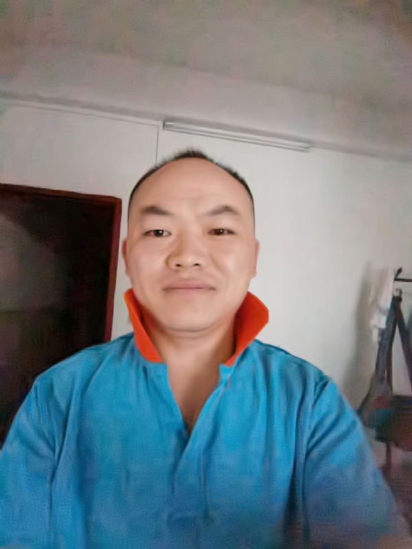 与子携老的第四张照片--兰州相亲服务中心