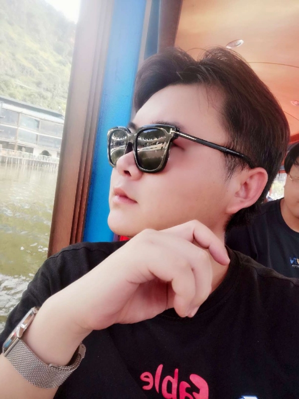 曲生的第三张照片--兰州相亲服务中心