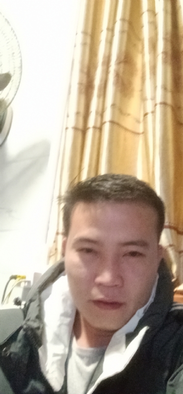 一个人的烟火的第一张照片--兰州相亲服务中心