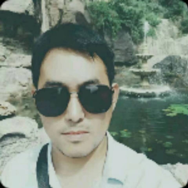 明月照他乡的第一张照片--兰州相亲服务中心