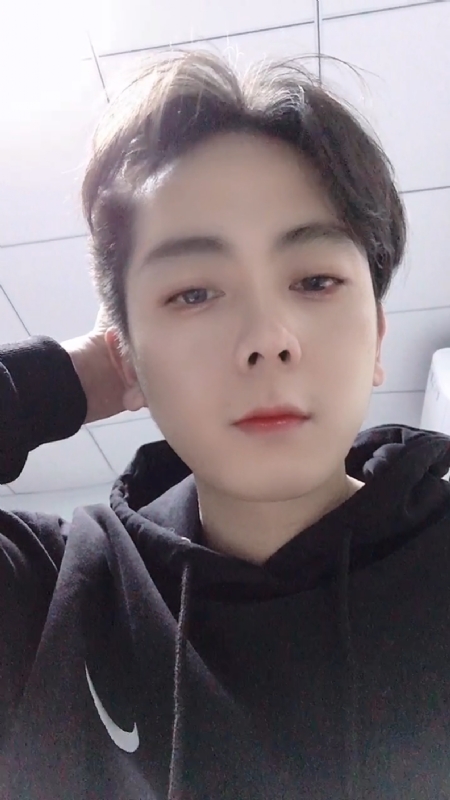 鹤枫的第一张照片--兰州相亲服务中心