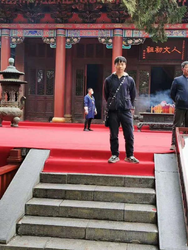 单身的小草的第三张照片--兰州相亲服务中心