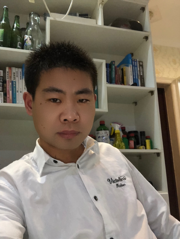 取经年的第二张照片--兰州相亲服务中心