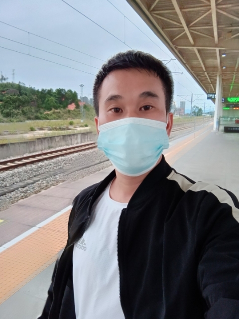 小李的第一张照片--兰州相亲服务中心