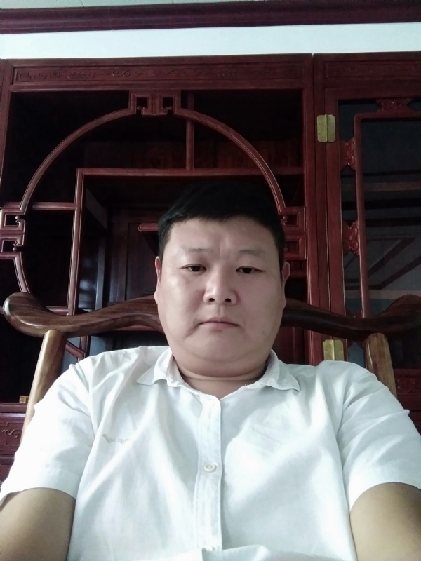 狼图腾的第一张照片--兰州相亲服务中心