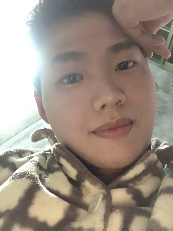 她的第四张照片--兰州相亲服务中心