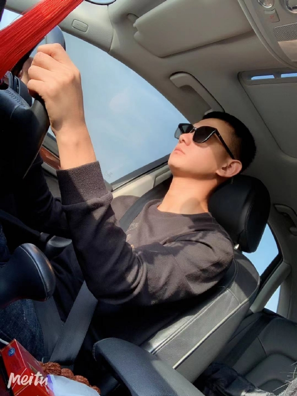 小五的第一张照片--兰州相亲服务中心