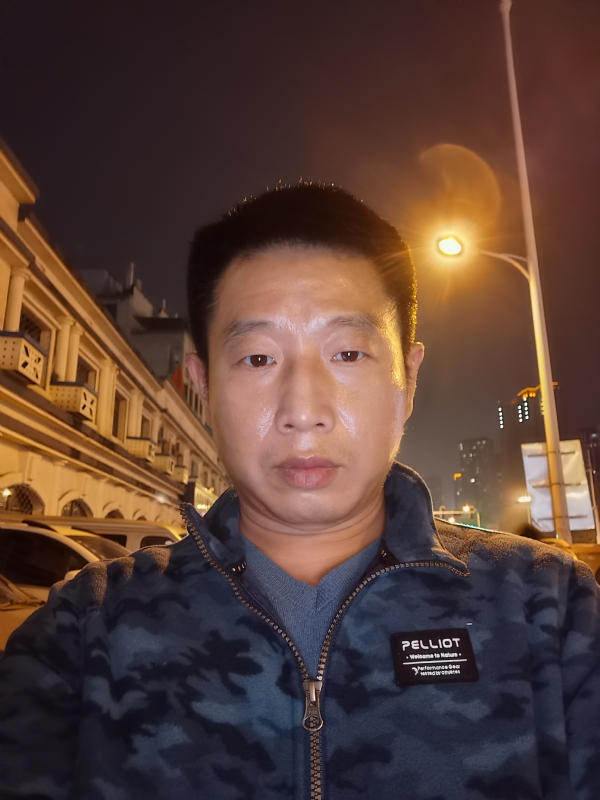 偷偷说的第一张照片--兰州相亲服务中心