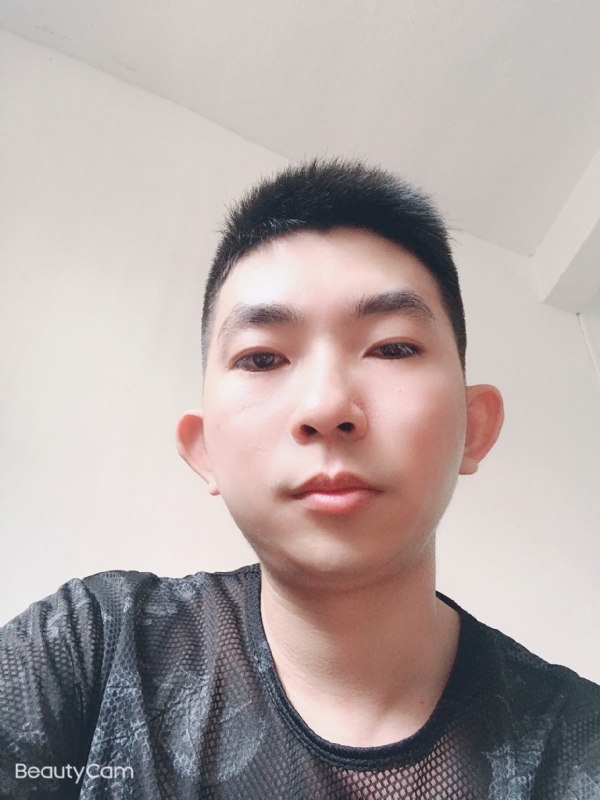 诚恳的第一张照片--兰州相亲服务中心