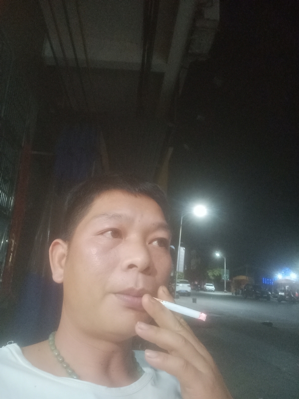 善解人意的第二张照片--兰州相亲服务中心