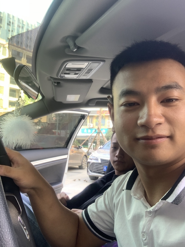 古有风琴的第三张照片--兰州相亲服务中心