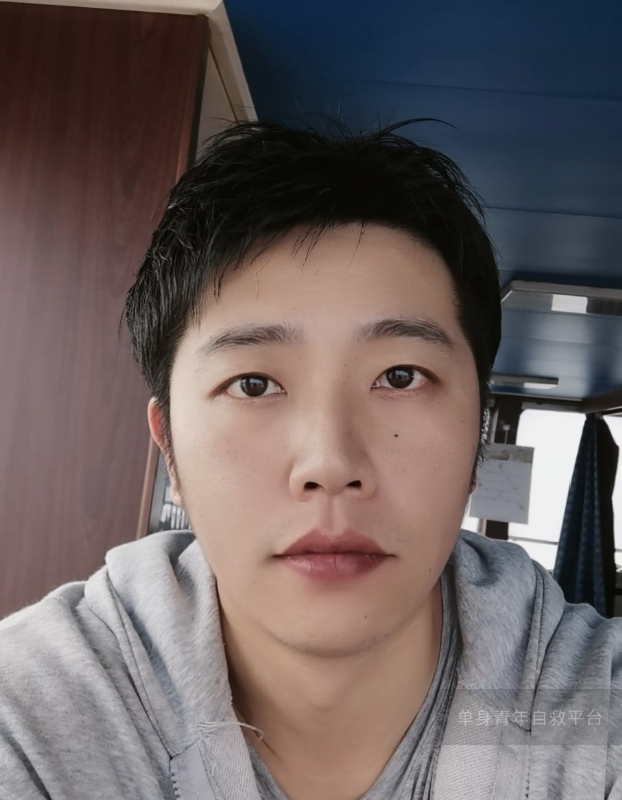 不太帅的男人的第二张照片--兰州相亲服务中心