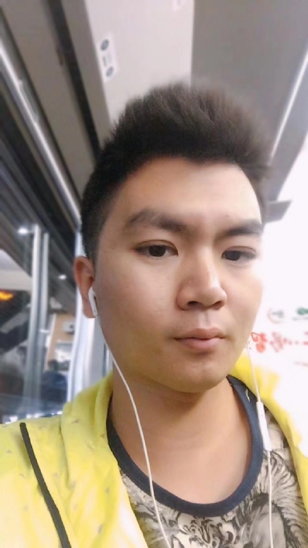 瑞泽的第一张照片--兰州相亲服务中心