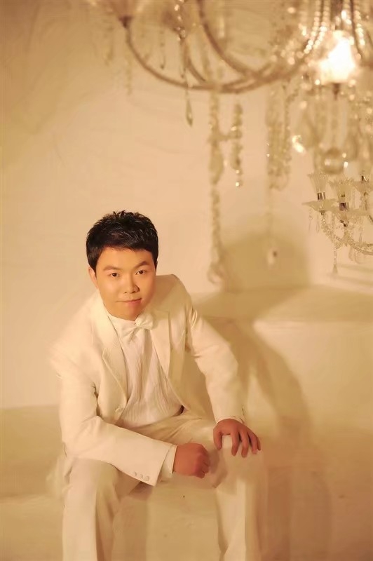 龙樱花的第一张照片--兰州相亲服务中心