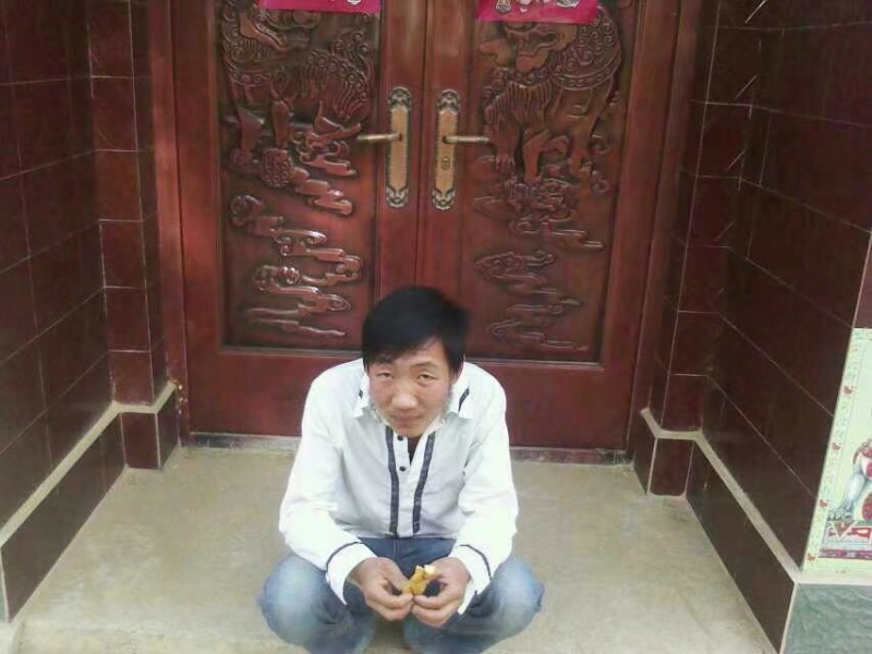 潘先生的第一张照片--兰州相亲服务中心