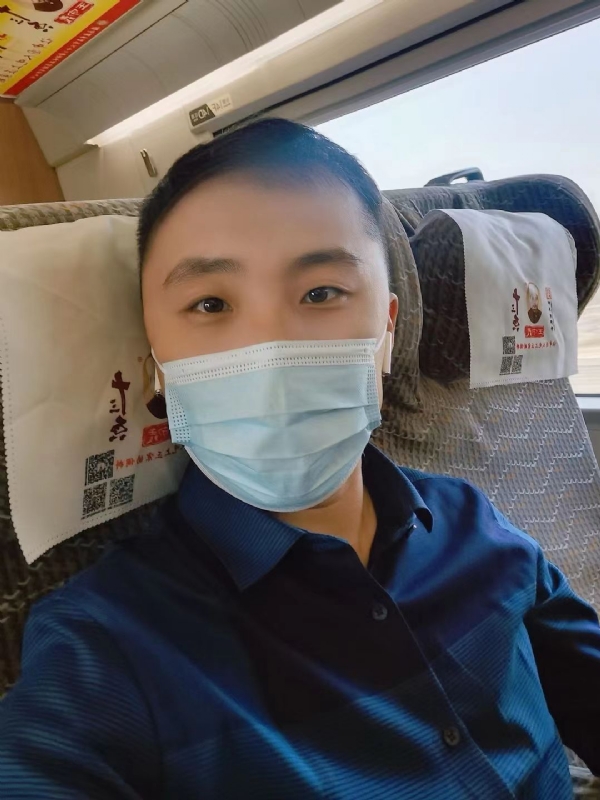 孤独的小屁猪的第二张照片--兰州相亲服务中心