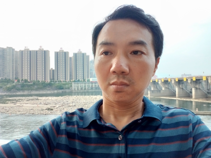 yangguang的第一张照片--兰州相亲服务中心