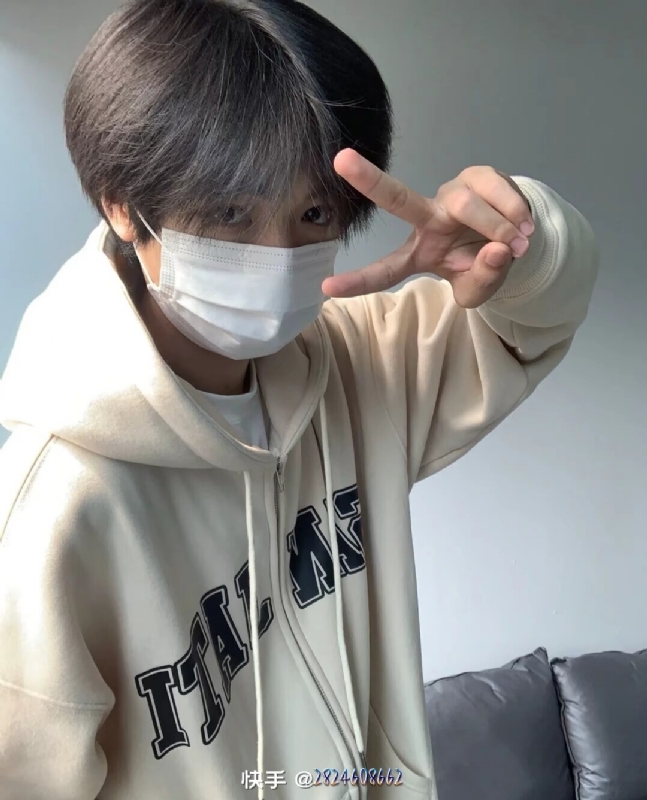 emo的风的第一张照片--兰州相亲服务中心