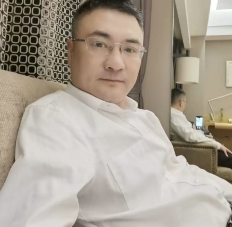 追逐的第二张照片--兰州相亲服务中心