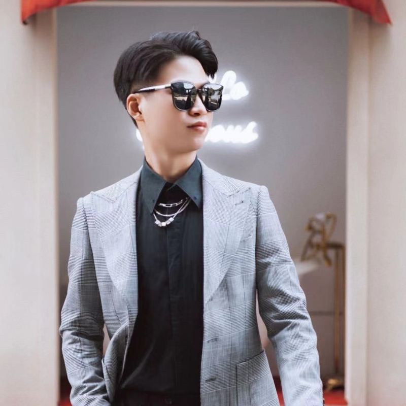 苟逸飞48的第二张照片--兰州相亲服务中心