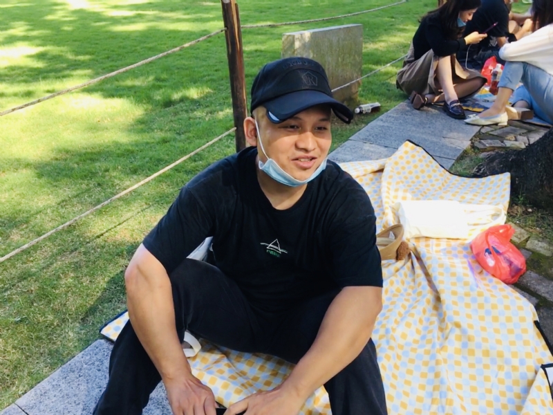 好大一颗石头的第一张照片--兰州相亲服务中心