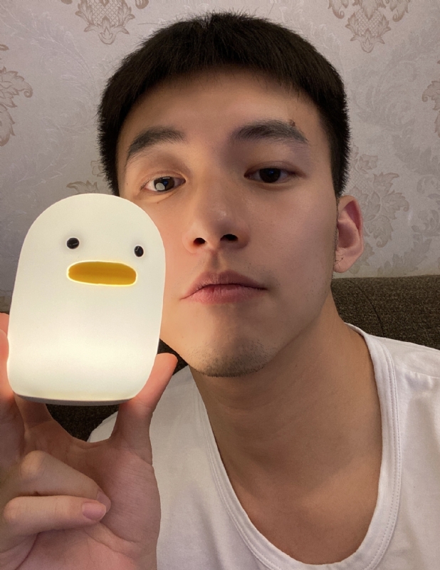 绝世大冤种的第三张照片--兰州相亲服务中心