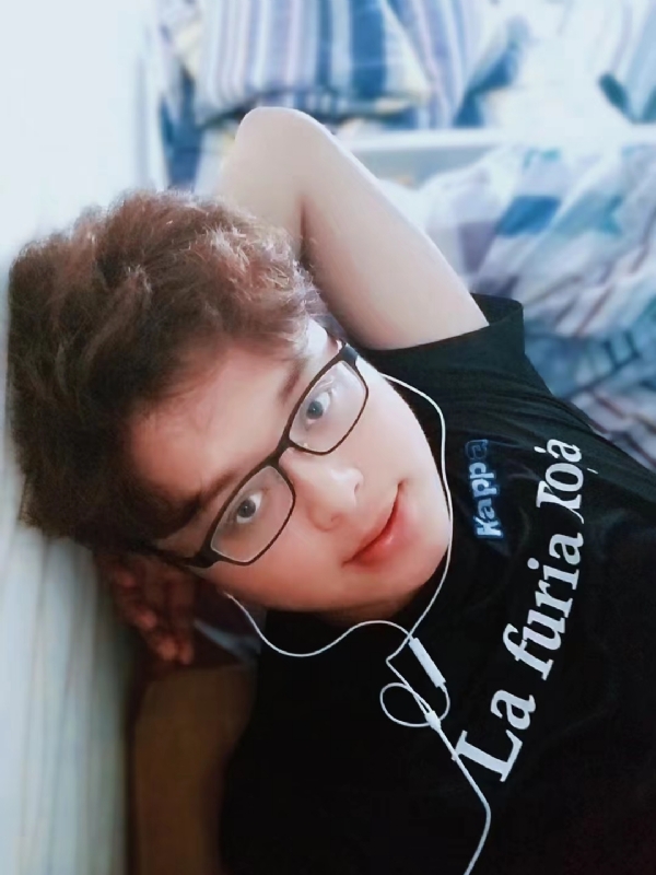 默铭芷的第一张照片--兰州相亲服务中心