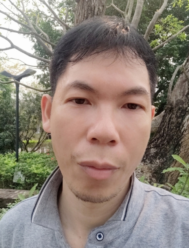 漂浮的云的第一张照片--兰州相亲服务中心