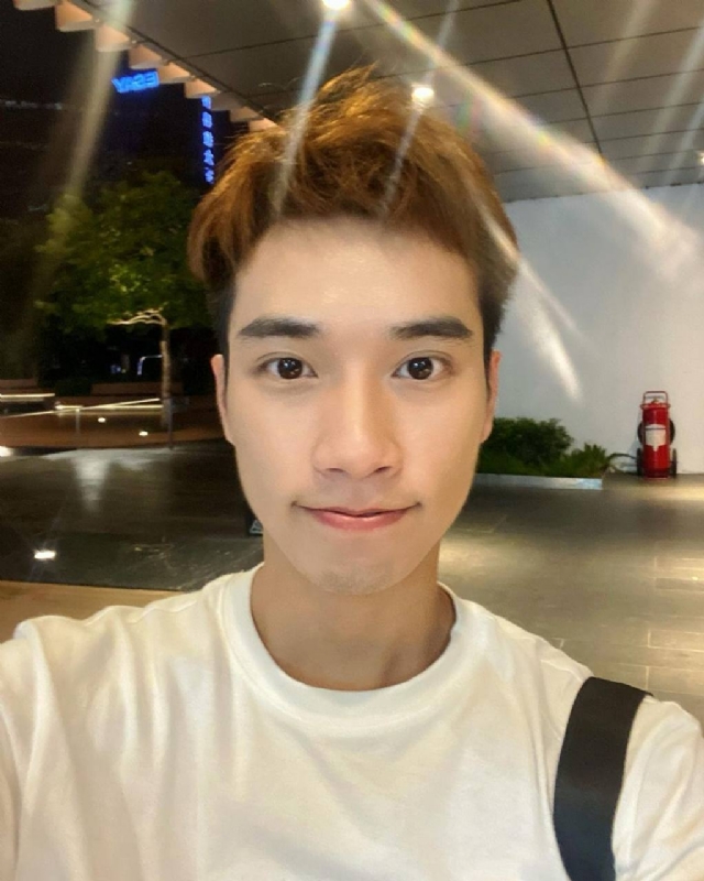 油菜花的第一张照片--兰州相亲服务中心