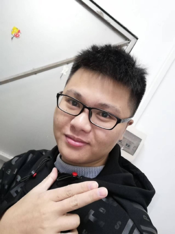 小小梦执的第一张照片--兰州相亲服务中心