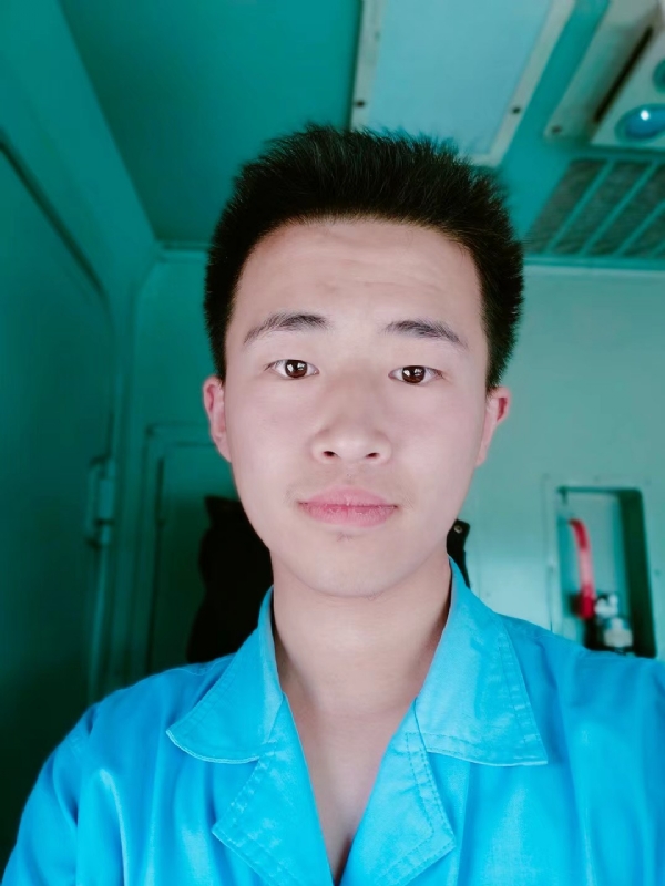 生而为人的第四张照片--兰州相亲服务中心