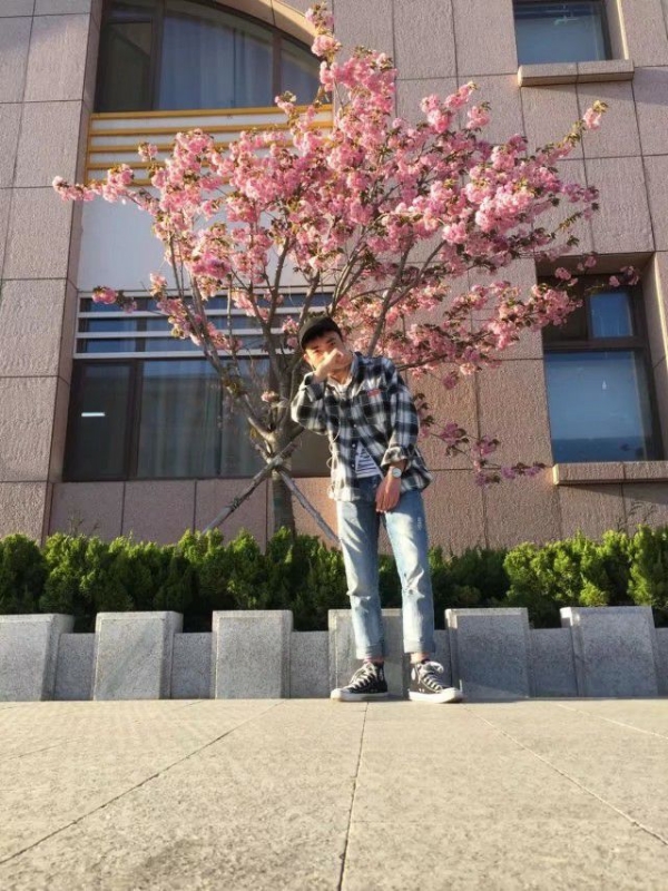 明非的第一张照片--兰州相亲服务中心