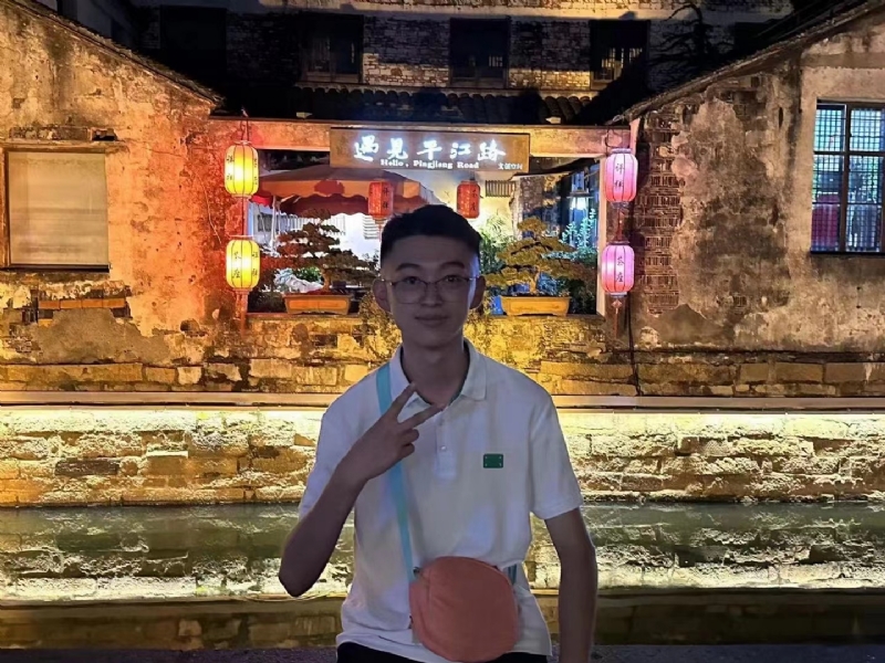 李四的第一张照片--兰州相亲服务中心