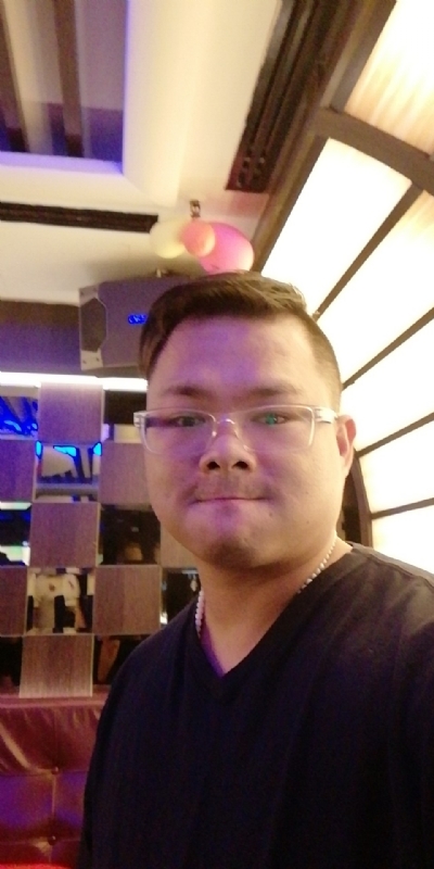 单名一个伟的第一张照片--兰州相亲服务中心