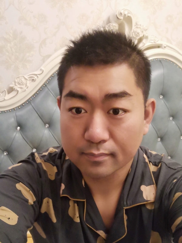 曾经的第一张照片--兰州相亲服务中心