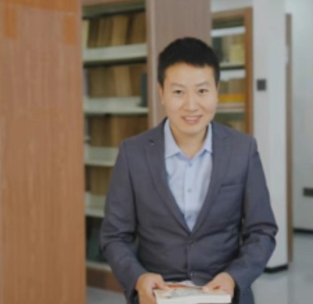 罗梓焜的第二张照片--兰州相亲服务中心